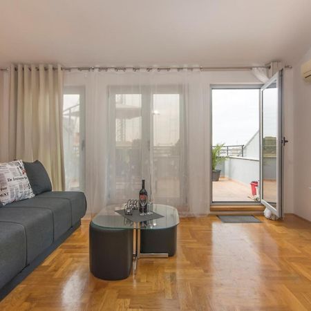 City Centre Sea View Apartment พูลา ห้อง รูปภาพ