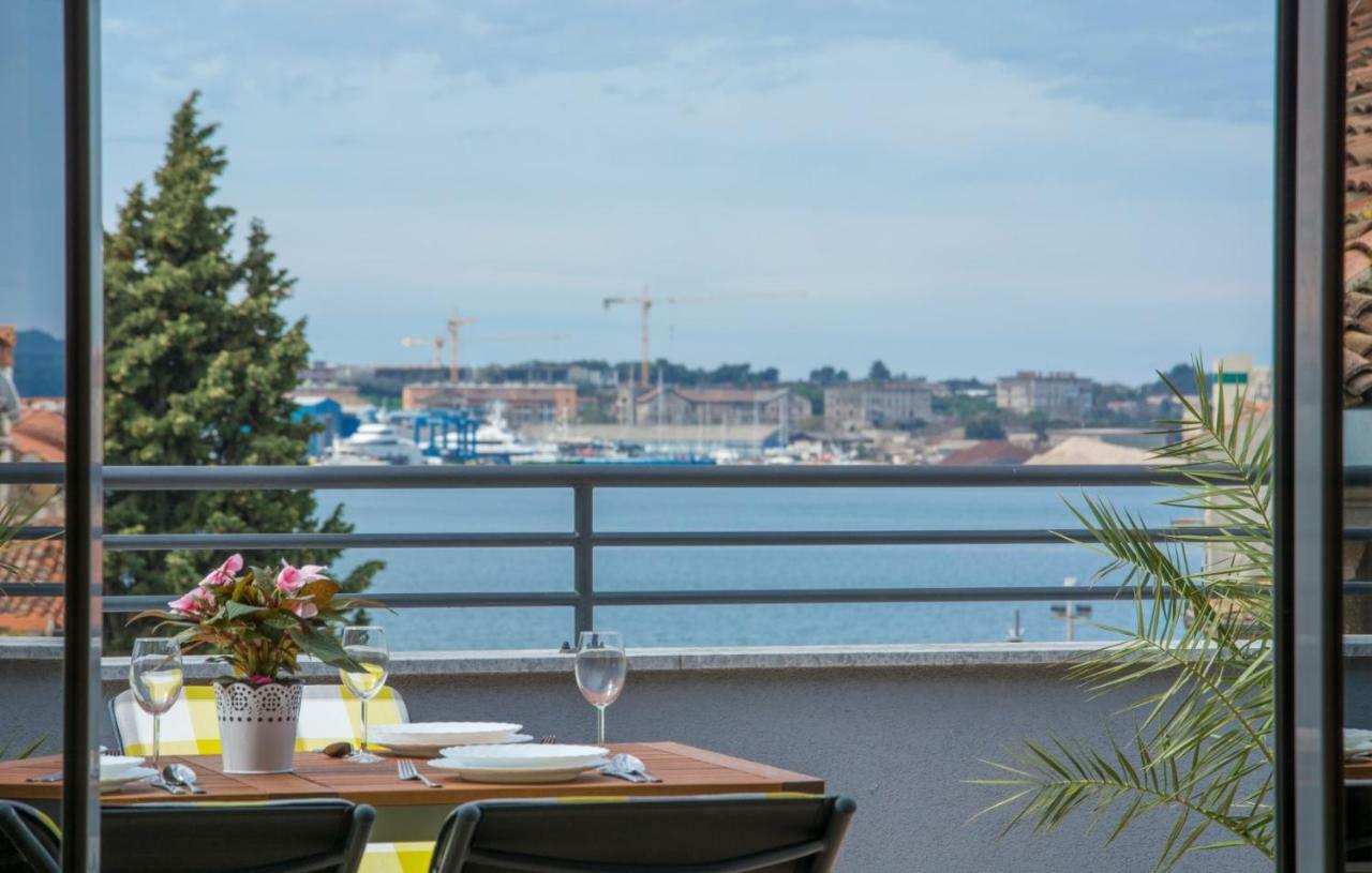 City Centre Sea View Apartment พูลา ภายนอก รูปภาพ
